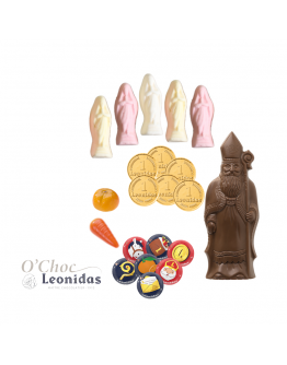 Sint 50G, Marsepein 50G, 6 Gouden Munten, 7 Sintballetjes, 5 Guimauves